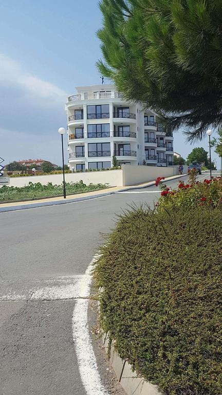 Morning Star Deluxe Apartment Chernomorets Bagian luar foto